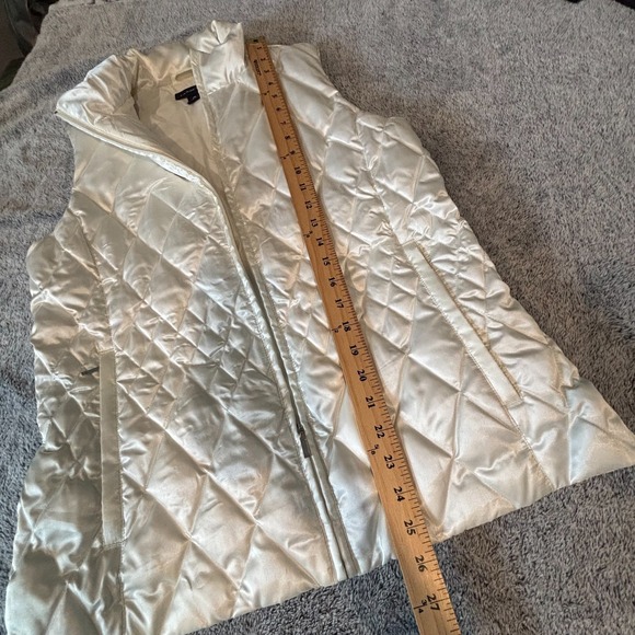Lands End Jacket Vest Large Goose Down Quilted White Zip Satin Sleeveless 18627x - Picture 4 of 7